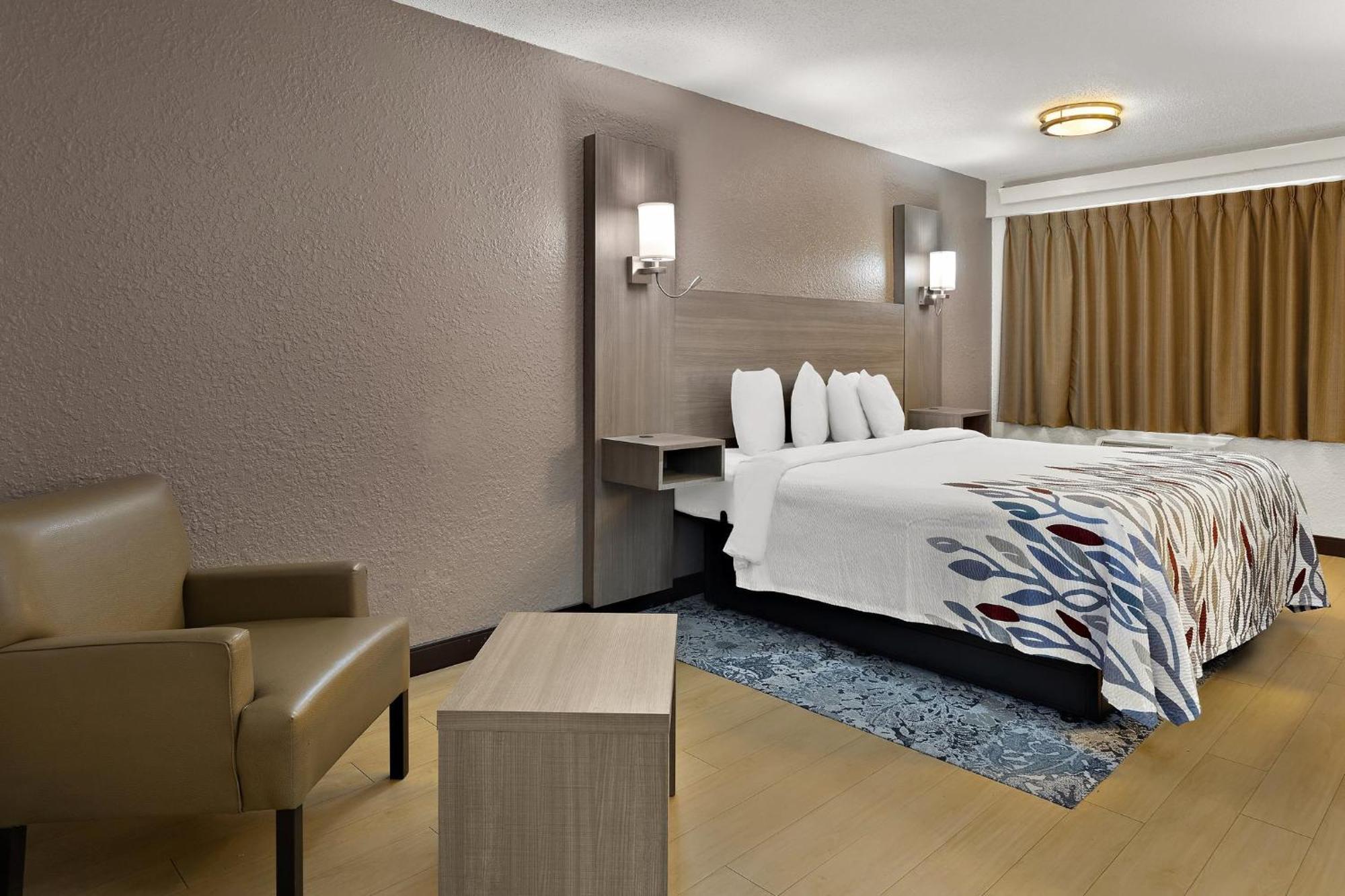 Red Roof Inn Cleveland - Уэстлейк Экстерьер фото