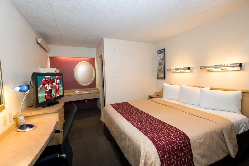 Red Roof Inn Cleveland - Уэстлейк Экстерьер фото
