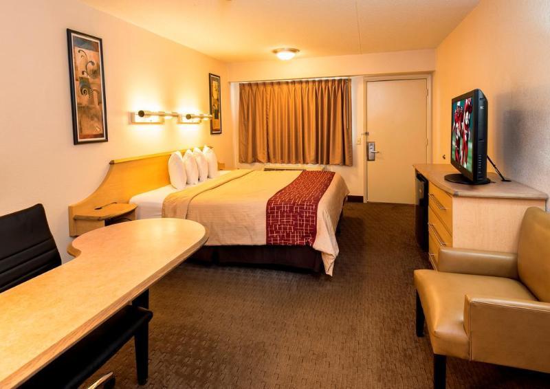 Red Roof Inn Cleveland - Уэстлейк Экстерьер фото